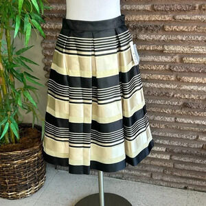 Eliza J Metallic Gold Black Striped Full Flare Skirt Size 6 NWT